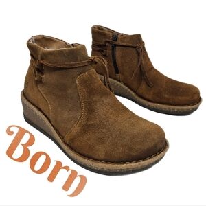 Born Viana Rust Suede Womens Booties Sz 8 Casual Comfort Mocassin Distress Look